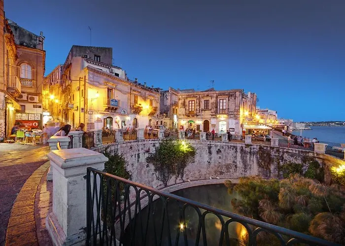 בית נופש Calafatari סירקוזה