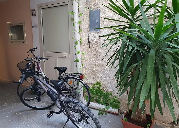 Calafatari בית נופש סירקוזה