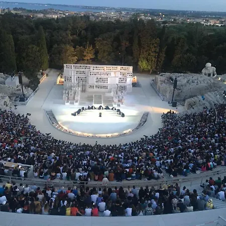 Calafatari Semesterbostad